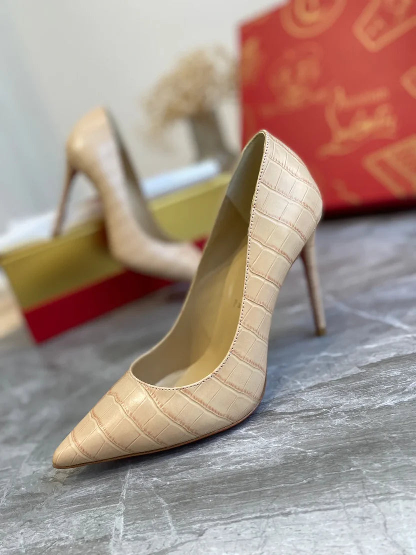 LOUBOUTIN TACCHI