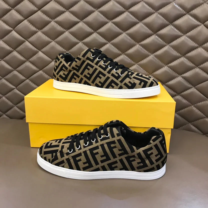 FENDI SNEAKER