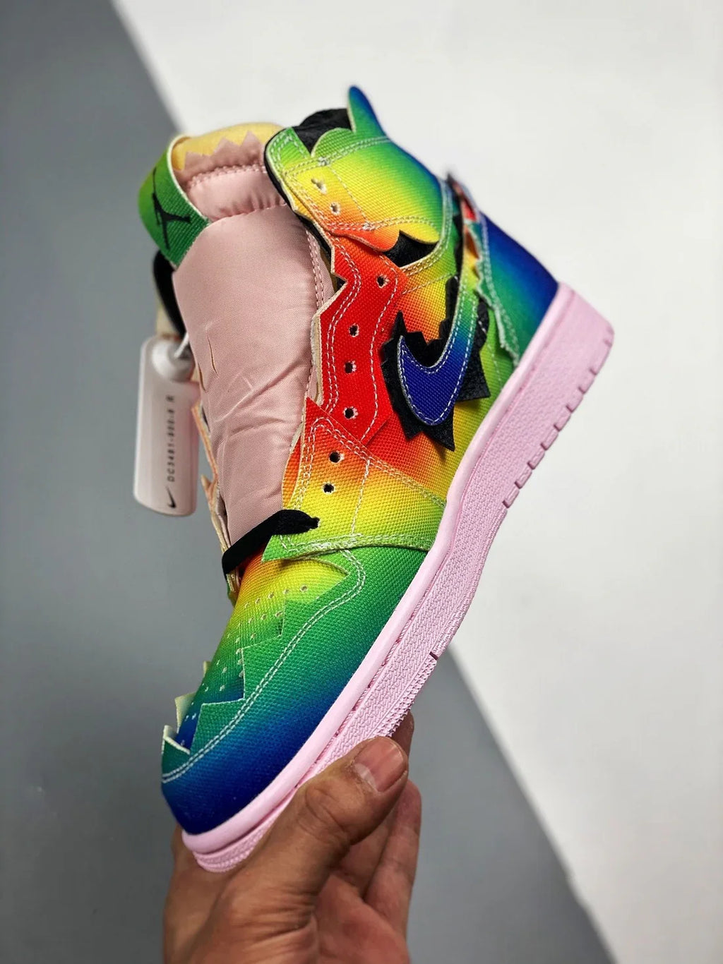 AIR JORDAN 1 MID