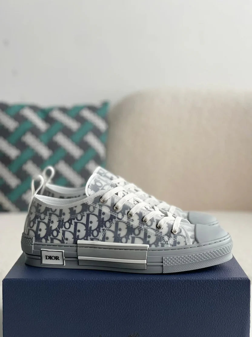 DIOR SNEAKER